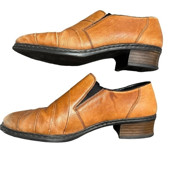 Rieker antistress size 6.5 slip on 1” low heel tan booties size 6.5 - Picture 6 of 10